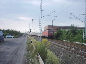 Der Richtungsanzeiger zeigt Personen- oder Güterstrecke